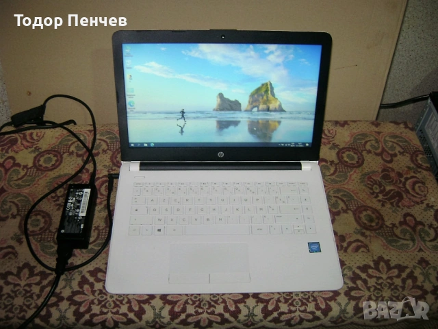 HP 14 инча - Dual Core, 4 GB RAM, 32 GB EMMC, 5 часа батерия