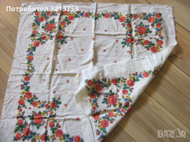 Стара кърпа за глава за носия 83х83см., снимка 4 - Антикварни и старинни предмети - 50929812