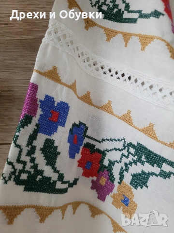 Нова ръчно бродирана блуза тип шевици , снимка 5 - Блузи с дълъг ръкав и пуловери - 54095832