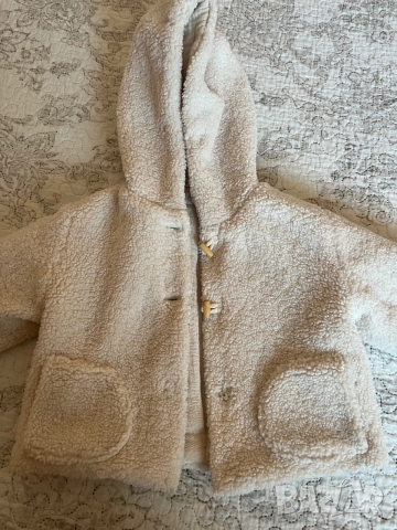 Mango детско модерно палтенце, снимка 2 - Детски якета и елеци - 52747262