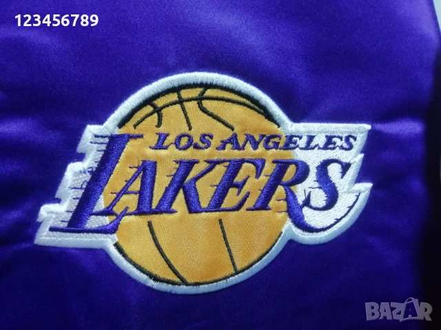 Los Angeles Lakers Starter Black Label Bomber Urban Outfitters оригинално яке Лейкърс LA , снимка 4 - Якета - 53154956