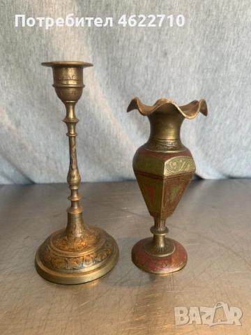 лот бронзова ваза и свещник