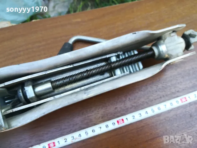 AUDI & VW-ORIGINAL АЛУМИНИЕВ КРИК-ВНОС SWISS 1805251822LCHERY, снимка 15 - Аксесоари и консумативи - 50336810