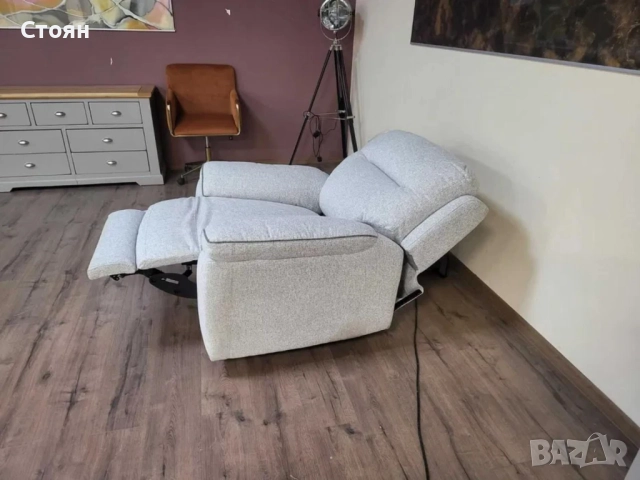 Светло сив фотьойл от плат с електрически релаксиращ механизъм, снимка 10 - Дивани и мека мебел - 51955036