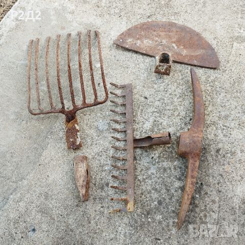 стари инструменти кирка, мотика, грапа, чук и вила, снимка 3 - Други инструменти - 46473215