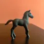 Колекционерска фигурка Schleich Кон Friesian Foal Baby Horse 2006 13622, снимка 6