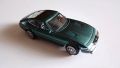 Ferrari 365 GTB 4 1968 Daytona Green Bburago 1:43, снимка 6