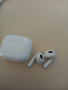 ПРОДАДЕНИ Apple AirPods 3 (2022) Lightning Charging Case, white, снимка 3
