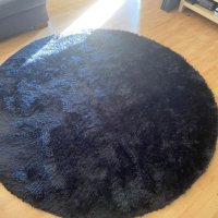 Черен пухкав килим , снимка 1 - Килими - 45226266