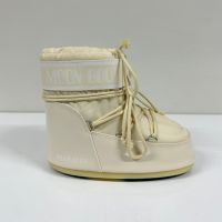 Moon Boot cream, снимка 1 - Дамски апрески - 45333351