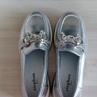 Сребристи дамски обувки, снимка 4 - Дамски ежедневни обувки - 45617739