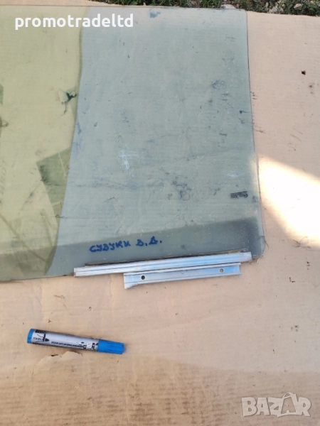 Задно дясно стъкло Сузуки Суифт фикс стъклоповдигач Suzuki Swift III, снимка 1