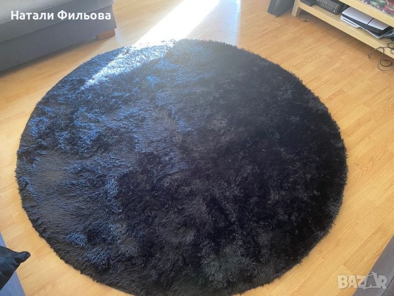 Черен пухкав килим , снимка 1
