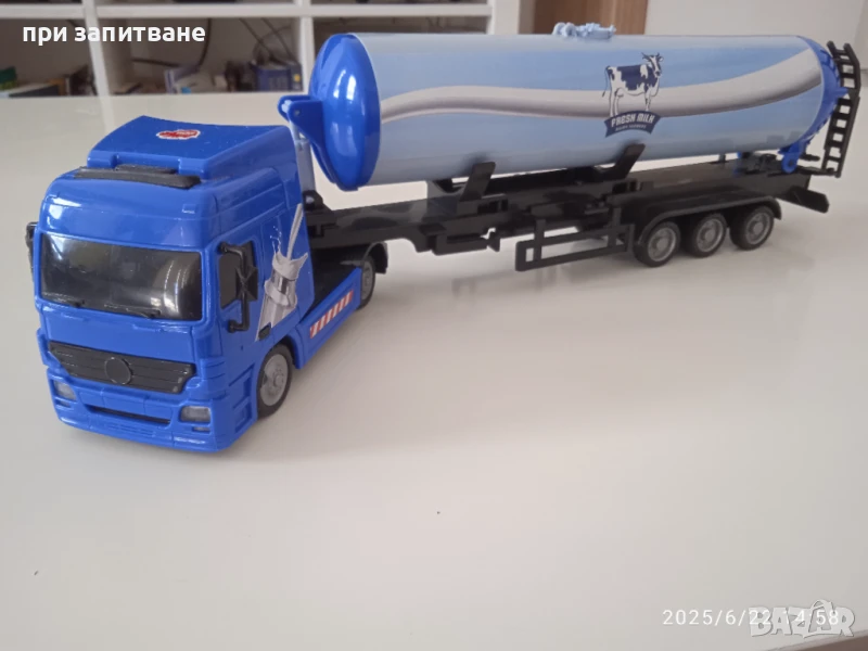 Голям камион цистерна Dickie 1/43, 39 см., снимка 1