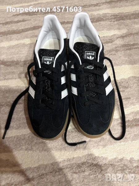Продавам дамски adidas gazelle, размер: 40,5, цвят: черен велур, снимка 1