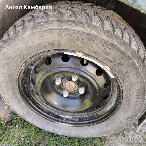 Желязни джанти със зимни гуми, снимка 1