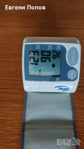 продавам апарат за измерване на кръвно налягане , снимка 1