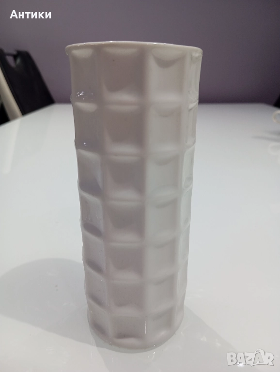 Порцеланова стара маркирана ваза , снимка 1