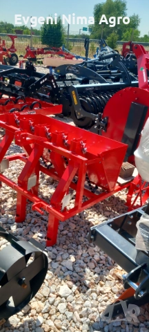 Сеялка за Лук и чесън 5 редови, снимка 2 - Селскостопанска техника - 51454279