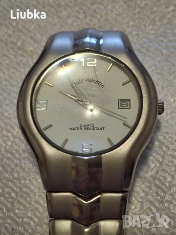 стар работещ часовник с нова батерия