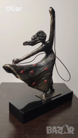 Много красива и различна статуетка Танцуваща жена. , снимка 5 - Статуетки - 52841865