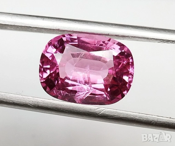 Зашеметяващ Vivid Hot Pink Шпинел – 3.14 каратов, нетретиран от Мианмар! Сертифициран! Нов!, снимка 7 - Други - 53701255