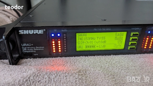 SHURE UR4D UR2 SM58 Най-добрия, снимка 3 - Микрофони - 54201619