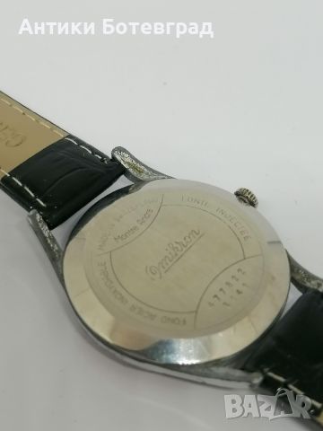 Два броя стари часовници Омикрон 1950, снимка 3 - Мъжки - 45585823