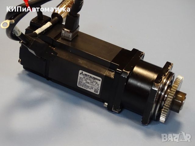 Серво мотор MITSUBISHI HC-KFS43-S23 AC servo motor 129V 3000min-1, снимка 10 - Резервни части за машини - 46742919