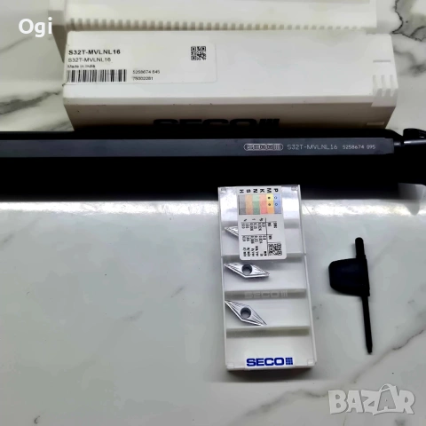 Стругарски нож със сменяеми SECO 