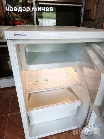 Малък хладилник с камера Privileg , снимка 6 - Хладилници - 54052078