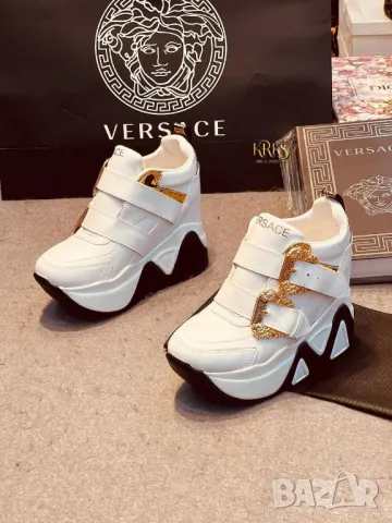 дамски маратонки на платформа versace , снимка 1 - Маратонки - 46881149