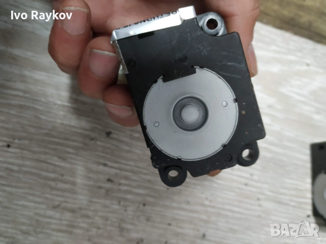 Моторче клапи парно Saab 9-3 , Cabrio , 2004-2015 , 006969A , снимка 4 - Части - 52091788