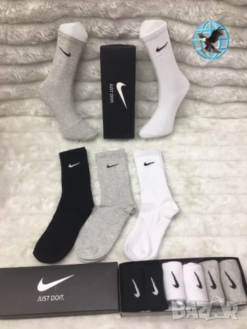чорапи в кутия karl lagerfeld Victoria's secrets gucci dsquared2 nike, снимка 18 - Дамски чорапи - 51321042