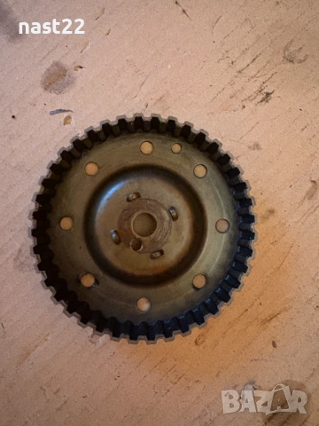 Зъбно колело разпределителен вал 1.3 моно-инжекция, снимка 2 - Части - 53835712