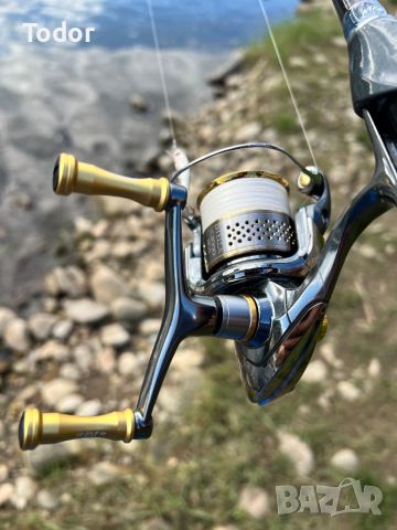 Shimano Stella C2000S, снимка 1 - Макари - 46645792