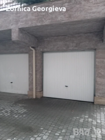 Надземен гараж в Кръстова вада