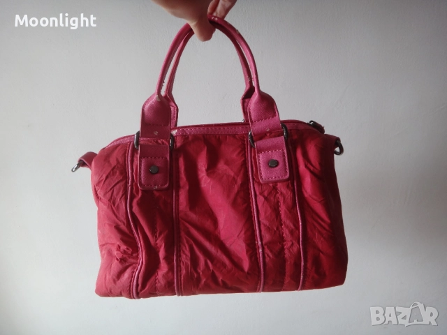 Чанта Benetton 100% оригинална, снимка 2 - Чанти - 52629034