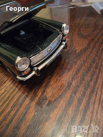 Peugeot 404 1/18 Norev, снимка 5 - Колекции - 53702768