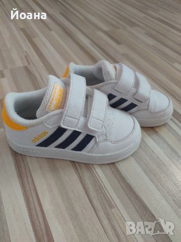 Маратонки Adidas , снимка 2 - Детски маратонки - 46100580