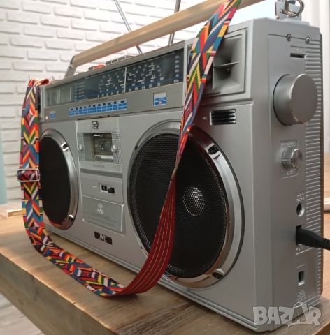 Радиокасетофон JVC RC M70 jvc rc m70 jvc M70 jvc m 70 JVC M70Boombox Ghettoblaster , снимка 10 - Радиокасетофони, транзистори - 45439786