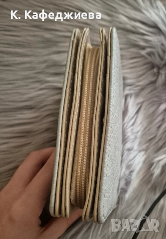 Дамско портмоне, снимка 2 - Портфейли, портмонета - 52378559