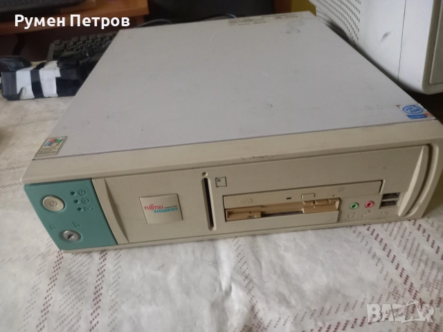 Fujitsu Siemens DT3-D1322