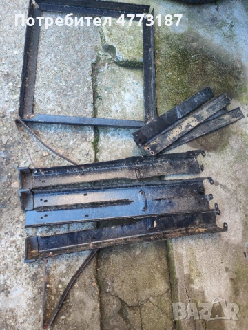 настолен немски циркуляр с крака в добро състояние, снимка 5 - Други машини и части - 54235514