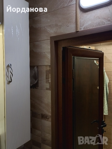 PVC горен шкаф с огледало за баня, снимка 6 - Шкафове - 52917919