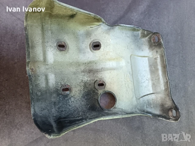 Термощит 60674474 над колект. тръби за Алфа Ромео бензин 156, ГТ и ГТВ. , снимка 4 - Части - 50497626