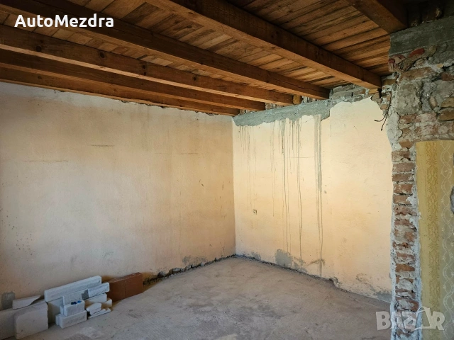 продава се къща в центъра на Мездра, снимка 6 - Къщи - 53373666