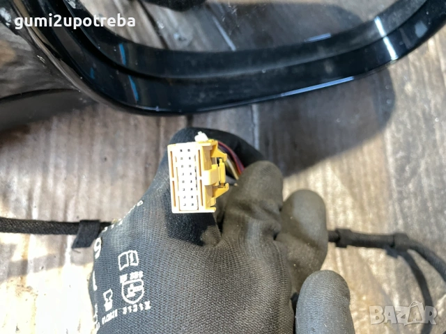 Дясно Огледало Прибиране Porsche Cayenne S 4.5 2005г 9PA, снимка 2 - Части - 53650178