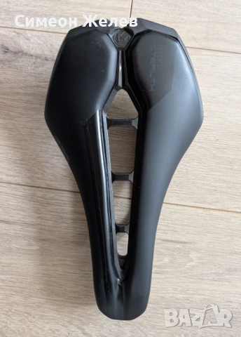 Седалка Pro Stealth Team 142 mm