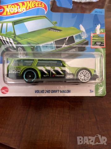 Hotwheels Volvo, снимка 2 - Колекции - 46238412